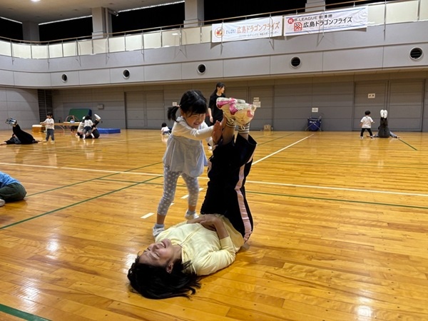 親子でスポーツ.jpg